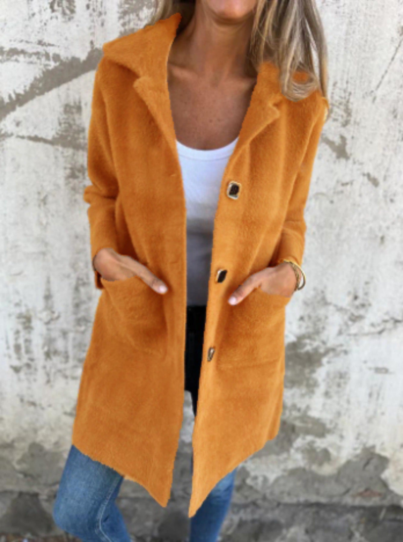 Manteau mi-long à boutonnage simple