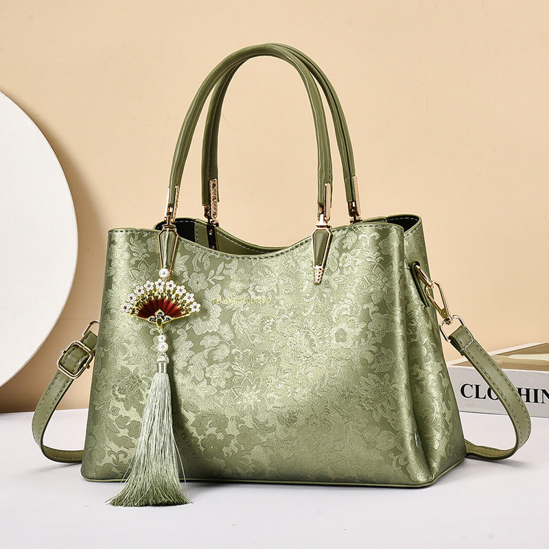 Large-Capacity Gift For Commuting Moms