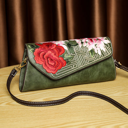 Chinese-style Shoulder Bag With A Rich Opulent Floral Design