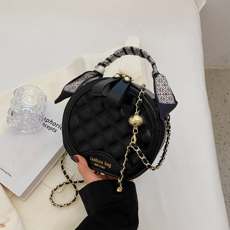 Small Round Diamond-patterned Embroidered Women's Bag