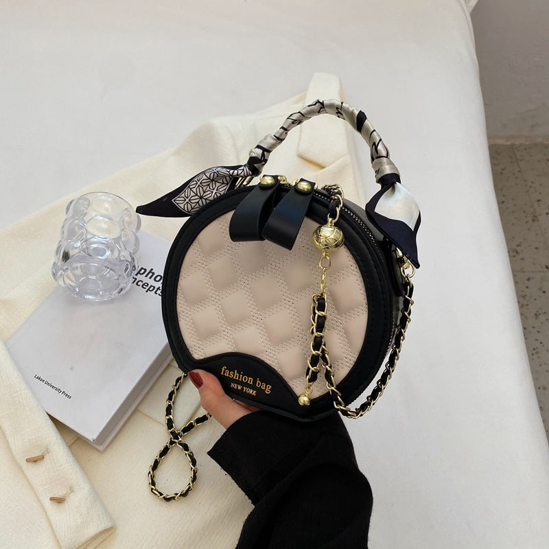 Small Round Diamond-patterned Embroidered Women's Bag